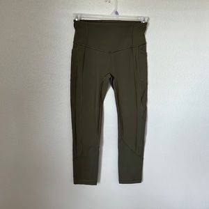 Lululemon leggings size 6